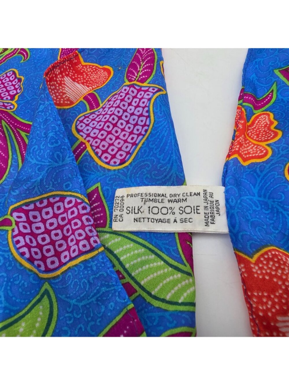 Liz Claiborne Floral Scarf Blue & Pink Lightweight Vibrant Pattern 52"x10" - Picture 7 of 7